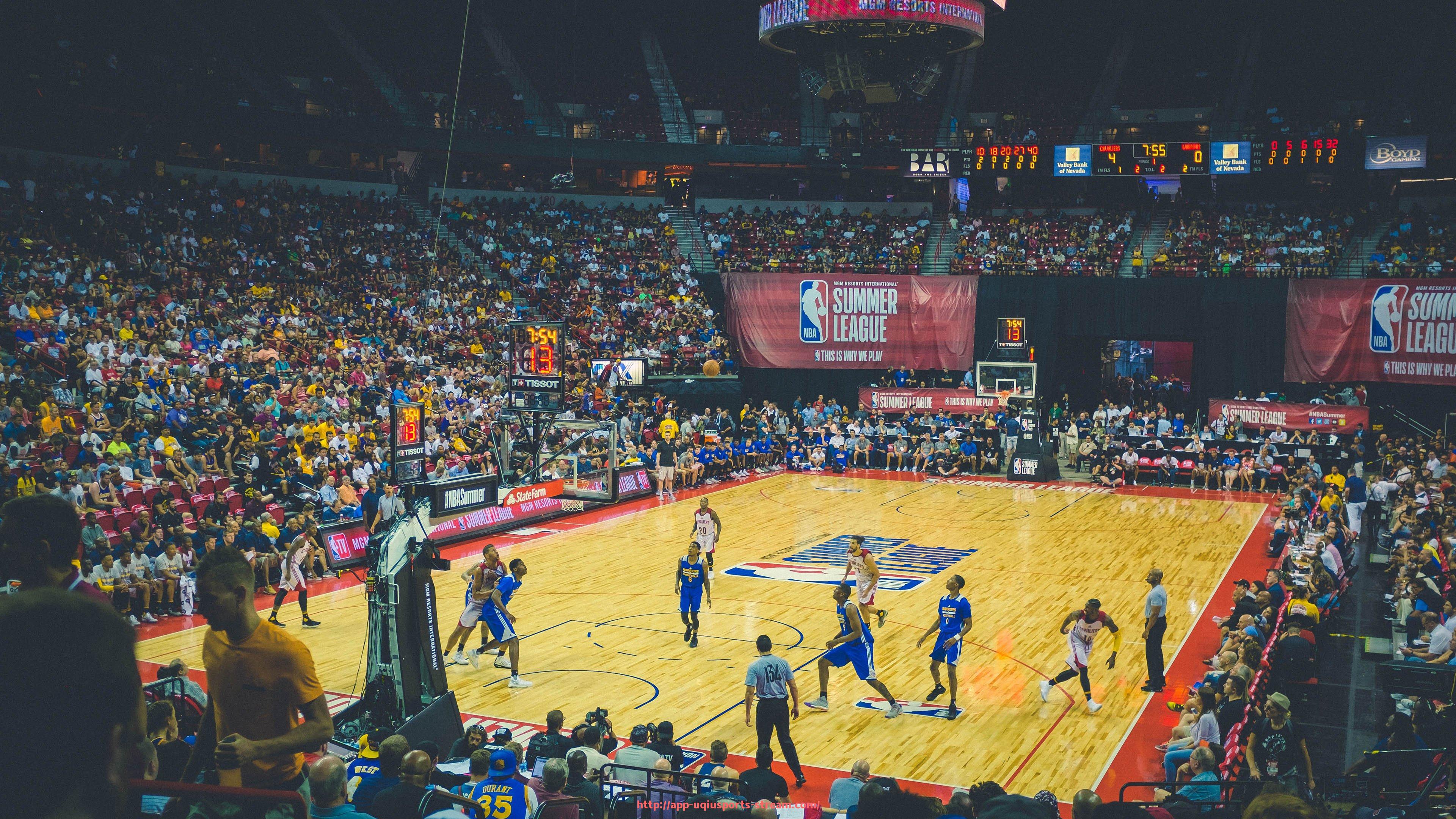 U球体育直播-米兰城欧冠征战历史与经典对决回顾